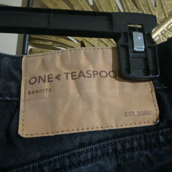 One Teaspoon Distressed Black Jean Shorts - Picture 4 of 5